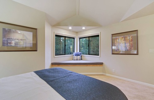 Century West Hotel | River Ridge 428B - Meredith Lodging, Private, Hotel Style Suite in Bend