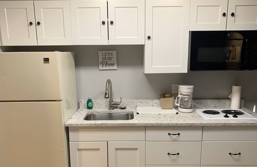 Bend Cottage | River Walk