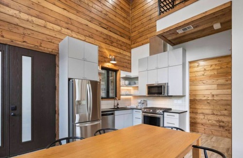 Broken Bow Cabin | Riverfront Eagletown Retreat for Families, Groups