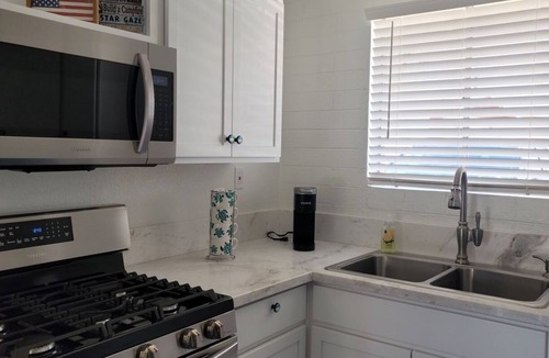 Bullhead City House | Riverfront Oasis! Sleeps 9