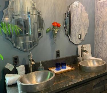 The Dalles House | Riverhouse Hidden Gem