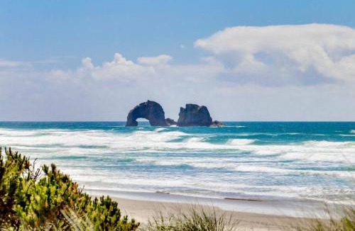 Rockaway Beach House | Rockaway Beach Condos
