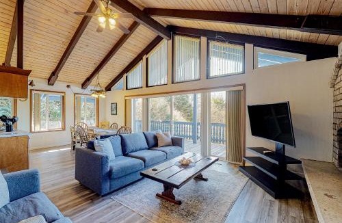 Rockaway Beach House | Rockaway Beach House