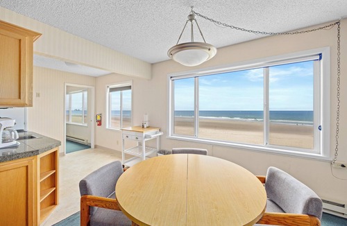 Rockaway Beach Apartment | Rockaway Beach Resort