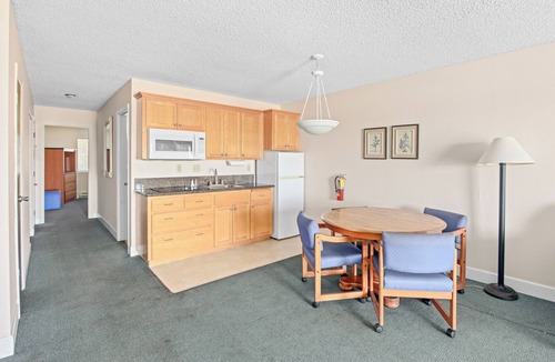 Rockaway Beach Apartment | Rockaway Beach Resort