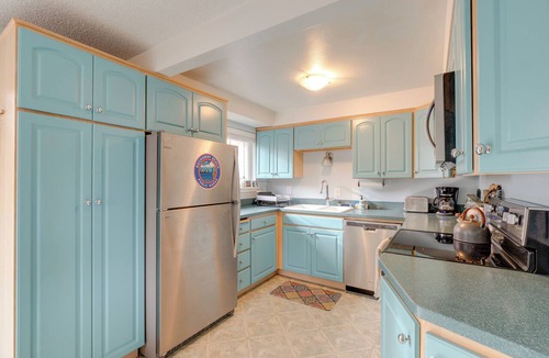 Rockaway Beach Cottage | Rockaway Beach Vacation Rental: Walk to Ocean