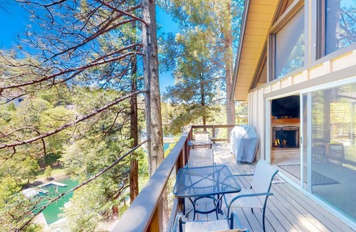Blue Jay House | Rocky Pines