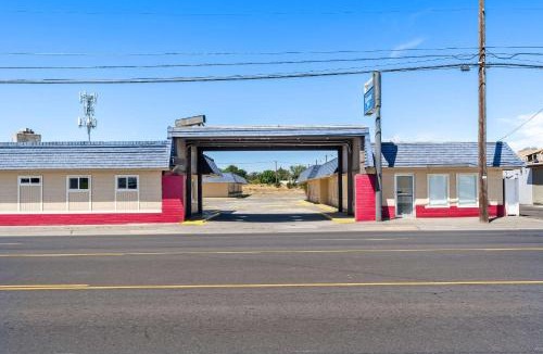 Hermiston Hotel | Rodeway Inn Hermiston - Umatilla
