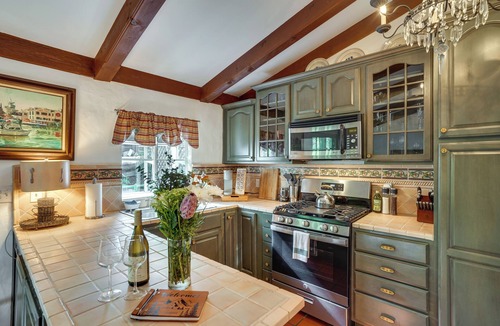 Silverado Apartment | Romantic Retreat at Rancho Las Lomas: Pet Friendly