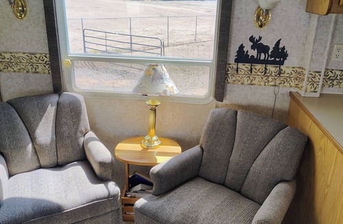 Scenic House | Roomy Bear Cave RV in the Desert in Marvelous Scenic, Arizona