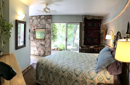 Clarkdale Cabin | Rural Suite Rental Adjacent to the Prescott National Forest in Clarkdale, Arizona