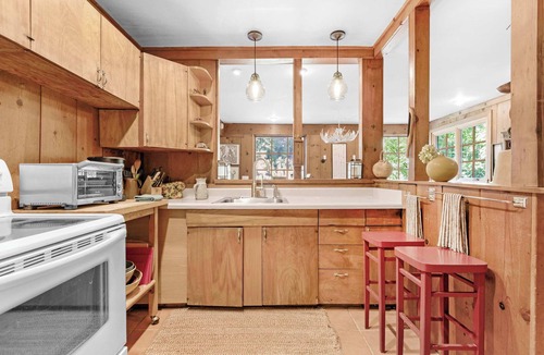 Hacienda House | Russian River Retreat: Private Beach & DogFriendly
