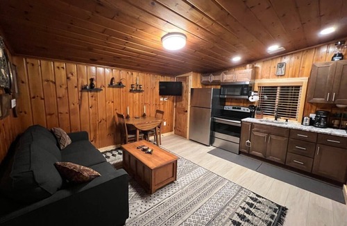 Valley Cabin | Rustic 1 bd, 1 ba Cabin at Waitts Lake Resort!