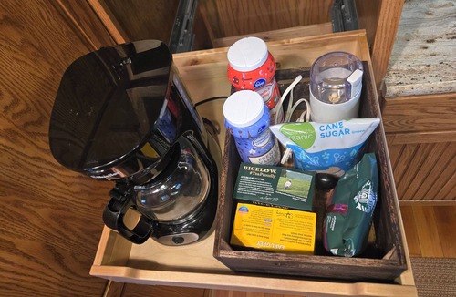 Nathrop Cabin | Rustic Cabin ~ Private Mtn Views ~ Dog Friendly