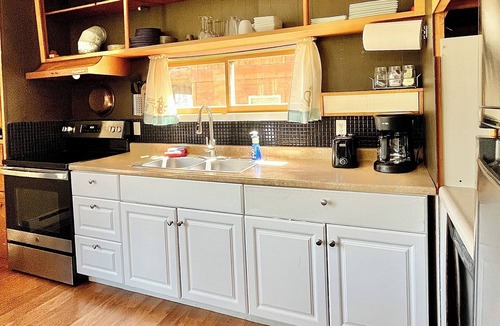 Chelan House | Rustic Lakefront Cabin: Pet-Friendly, WIFI, Buoy, Lake Access