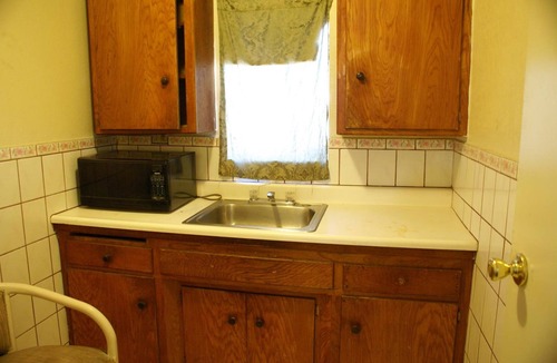 Southwest Anaheim Hotel | Sahara Motel