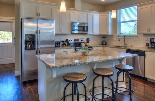 Ocean Shores House | Salty Paws - Oyhut Bay Seaside Village