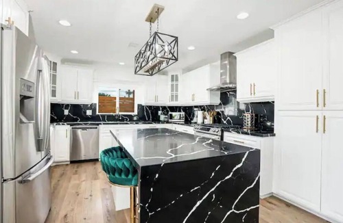 Mount Helix House | San Diego Luxury Home w/Heated Pool and Spa!