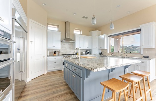 Ramona House | San Diego Wine Country | Pool, Views, 4BR