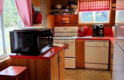 Florence House | Sand Dollar Shores at Heceta Beach