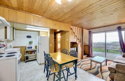 Waldport House | Sanderling Sea Cottages, Unit 1 with Deck!