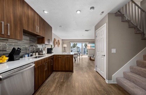 Downtown Apartment | Santa Monica Oceanview Retreat: Penthouse