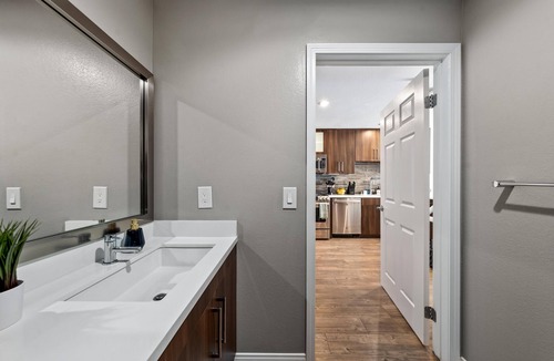 Downtown Apartment | Santa Monica Oceanview Retreat: Penthouse