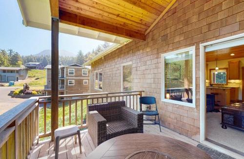 Arch Cape House | Seabreeze Retreat