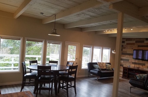 Seal Rock Cottage | Seal Rock Perch Getaway