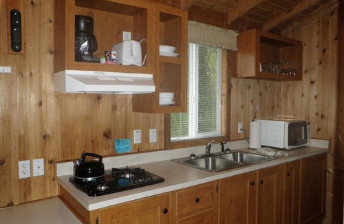 Seaside Resort | Seaside Camping Resort One-Bedroom Cabin 6