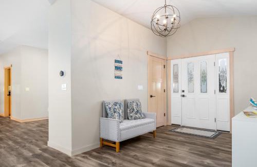 Surf Pines House | Seaside Family Retreat