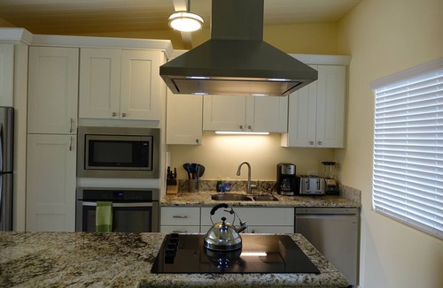 Carlsbad Apartment | Seaside H RELAX AT THE BEACH- 1BR