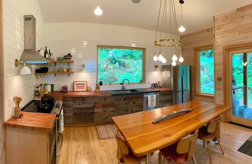 Arch Cape House | Secluded 3-bedroom beach house in charming Arch Cape & Falcon Cove.