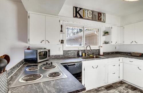 Albany House | Secluded Albany Escape, Pet Friendly w/Fee