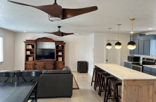 Ivins Apartment | Serene 2-bedroom apartment private fully renovated Spanish decor!