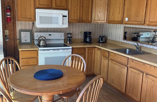 Wishon Cabin | Serene 2-bedroom cabin in Wishon perfect for a getaway