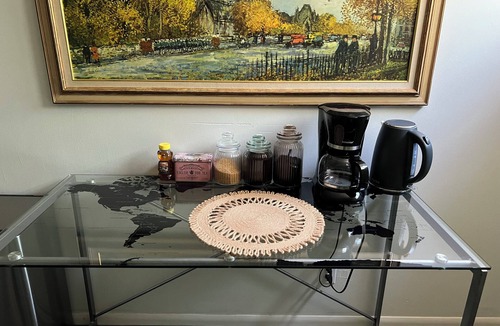 North End Apartment | Serene Neighborhood Near beach; Under 10 min. to hospitals, universities, & DT