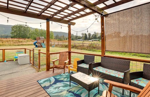 Sequim House | Serene Sequim Retreat w/Deck: Pets Welcome!