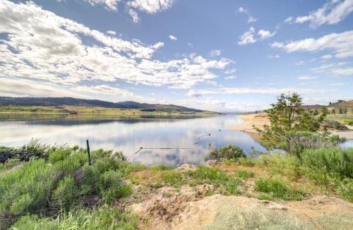 Davenport House | Seven Bays Vacation Rental on Lake Roosevelt!