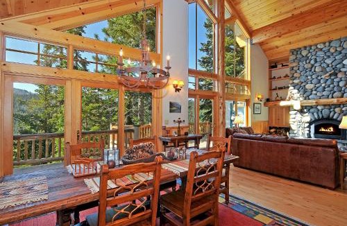 Olympic Valley House | Sierra Crest at Palisades Tahoe - Secluded Luxury 5BR 5 BA w Wood Fireplace