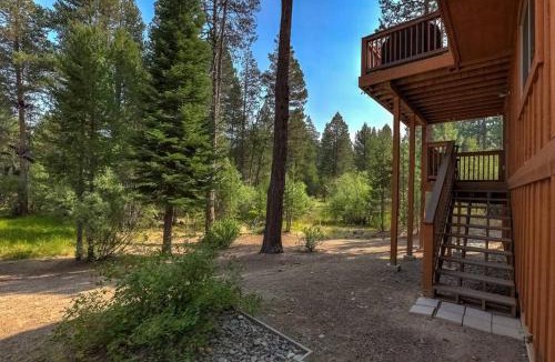 Black Bart House | Sierra Solace - Gas Fire Pit, BBQ & near Forest