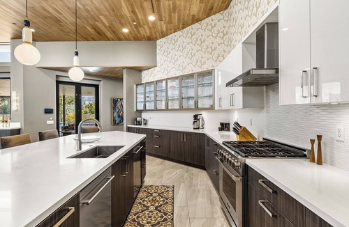 Rancho Mirage House | Sierra Vista - 7 BR Estate w/Pickleball!