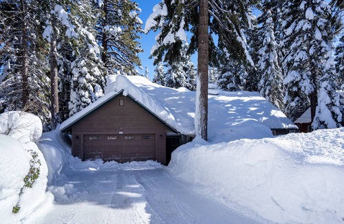 Ridgewood House | Single level home perfect for families and very dog friendly, near State Park/National Forest