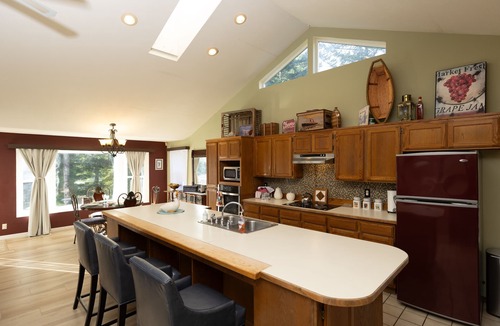 Florence House | Siuslaw River Retreat near Casino & Beach *Pets $