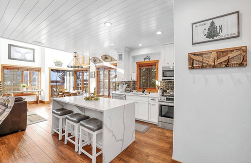 Tamarack Resort House | Ski in/out to Tam Express, pet-friendly, AC
