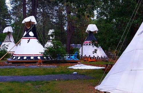 Cave Junction Other | Sky Spirit -Luxury Glamping Tipi - Sleeps 2