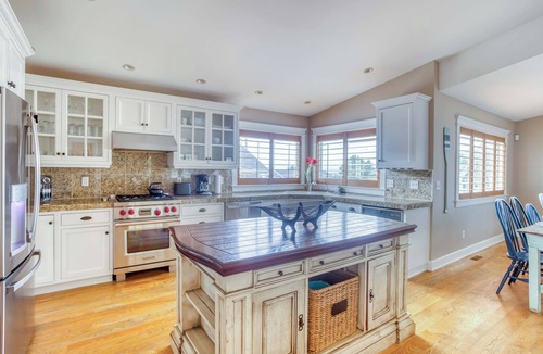 Tolovana Park House | Sleek Luxury Home, Haystack Views, King-Queen Suites, Block From Beach!