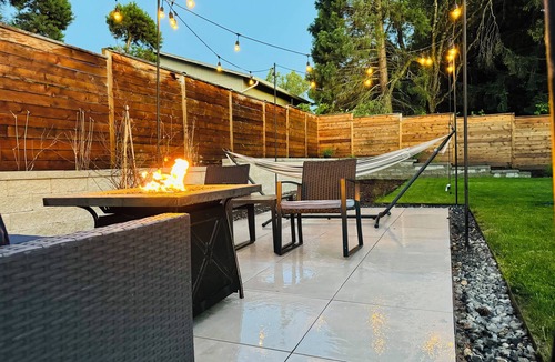 Happy Valley House | Sleek Urban Retreat in Happy Valley