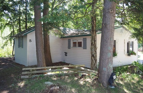 Honor Cabin | Sleeping Bear Riverside Cabins - Cabin #5