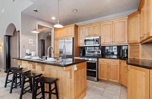 Millcreek House | Sleeps 25 A+Location*Pets *Theater *Hot tub*Games